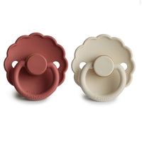 PAQUETE DE 2 CHUPONES DAISY (BAKED CLAY/CREAM) 6-18 meses